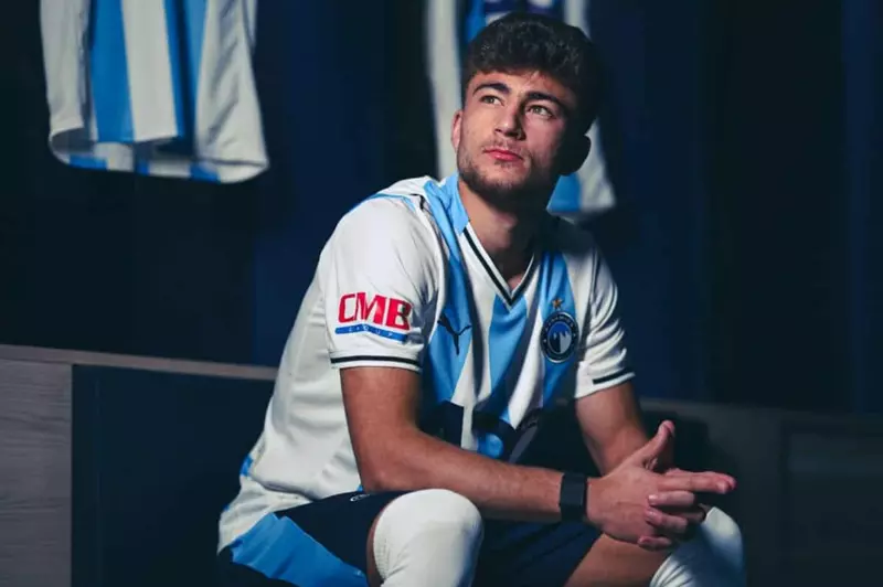 الصفقة الرابعة.. بيراميدز يعلن التعاقد مع الأردني عودة الفاخوري 